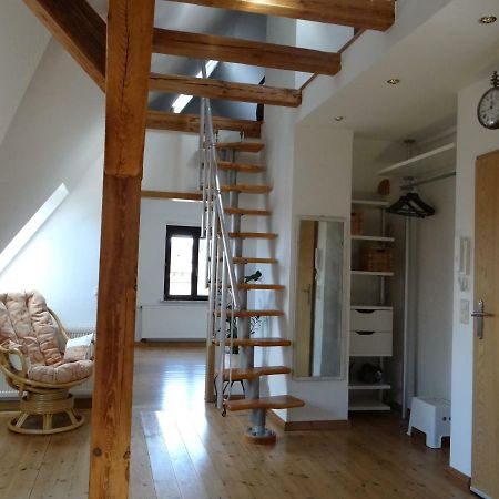 Attraktives 2-Zimmer-Apartment Mit Ausblick Jena Buitenkant foto