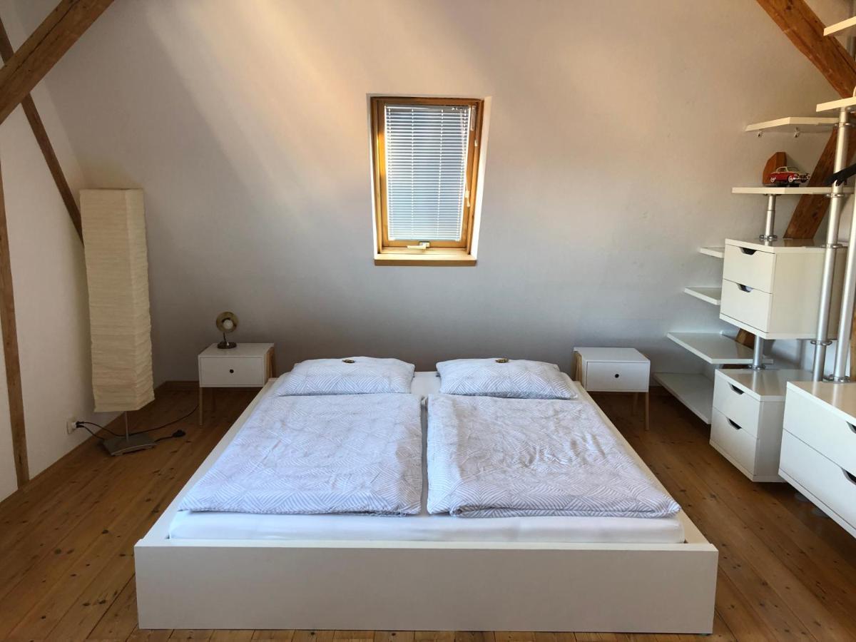 Attraktives 2-Zimmer-Apartment Mit Ausblick Jena Buitenkant foto