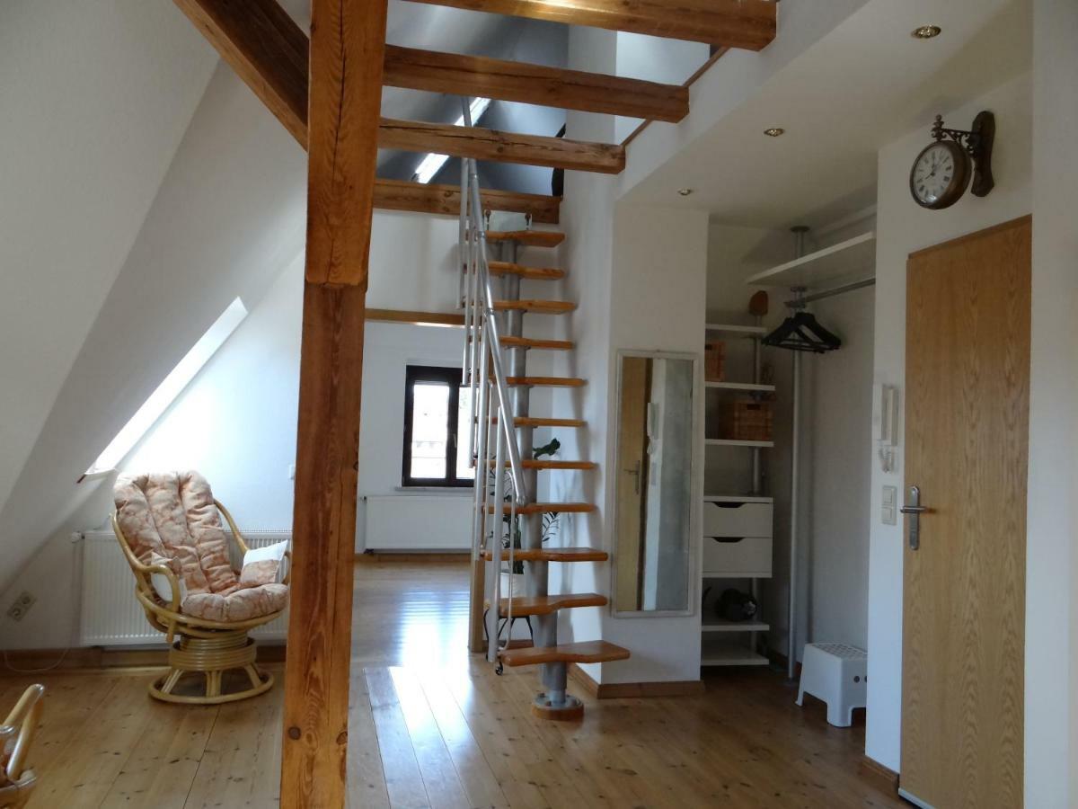 Attraktives 2-Zimmer-Apartment Mit Ausblick Jena Buitenkant foto